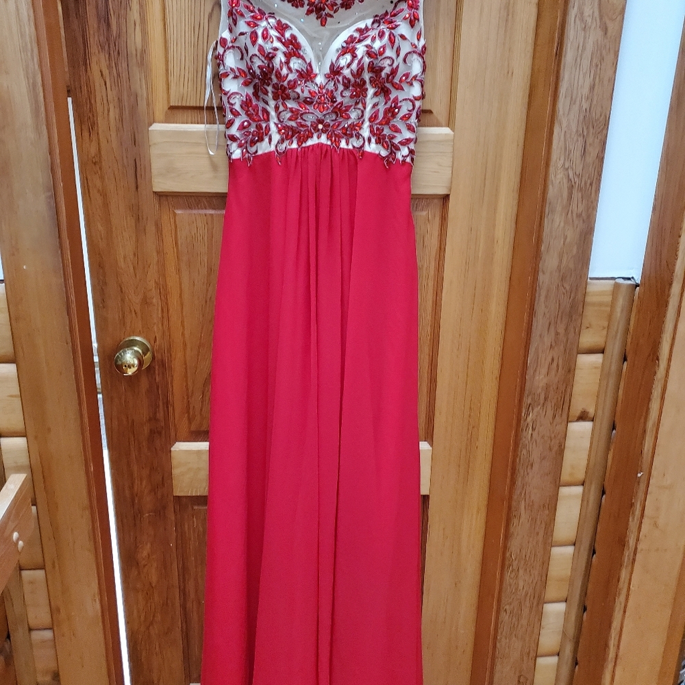 Hot Prom Dress